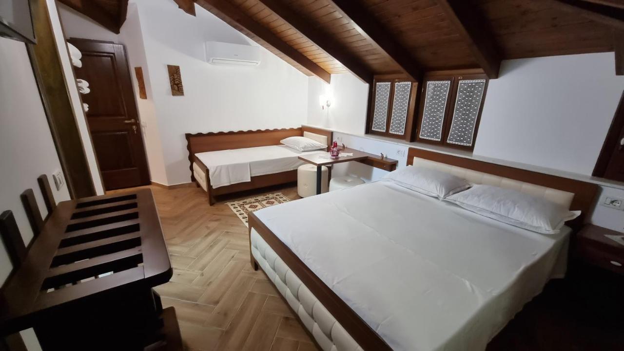 Master Hotel Berat Zewnętrze zdjęcie