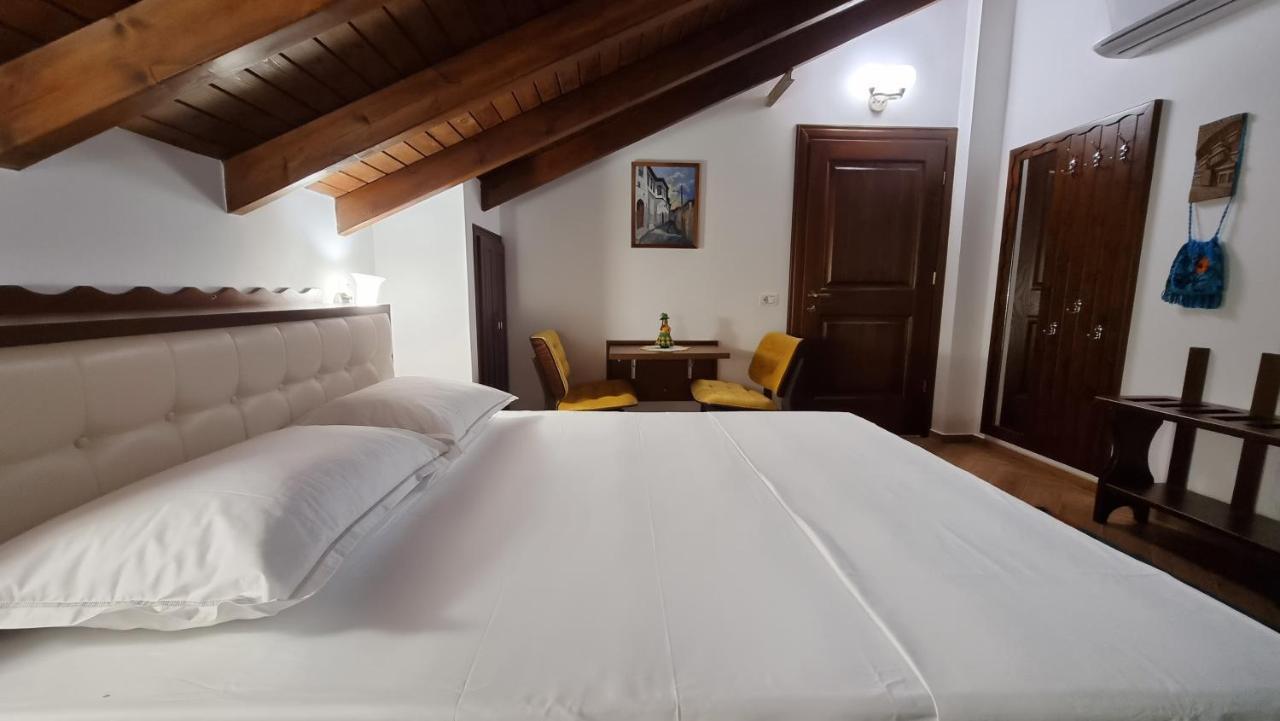 Master Hotel Berat Zewnętrze zdjęcie